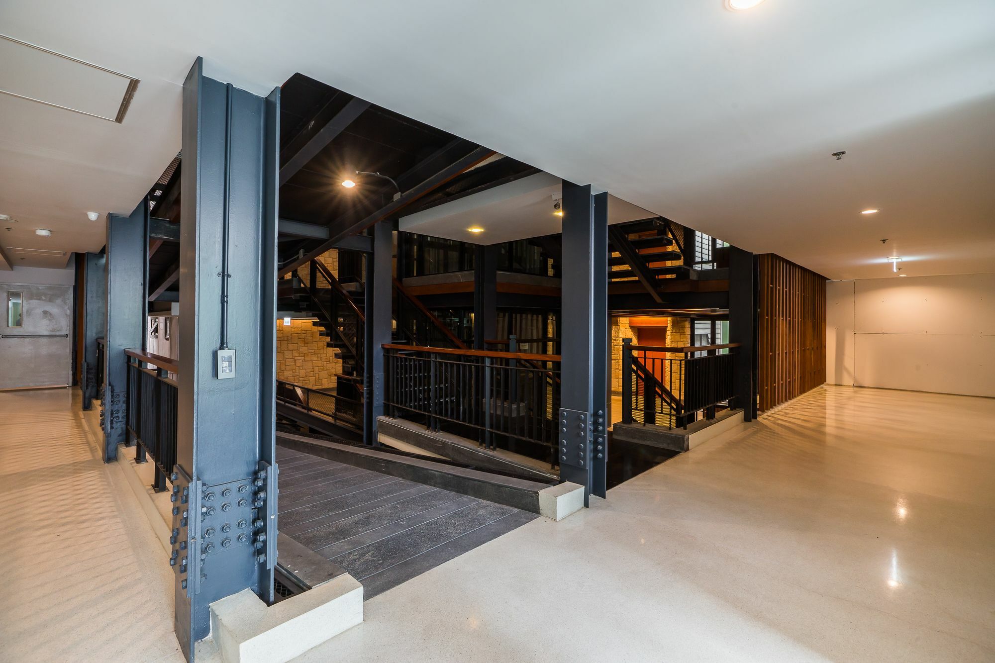 Dang Derm In The Park Khaosan Hotel Bangkok Exterior photo